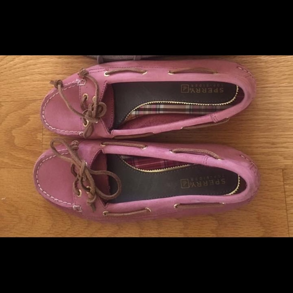 Size 6.5 Sperrys